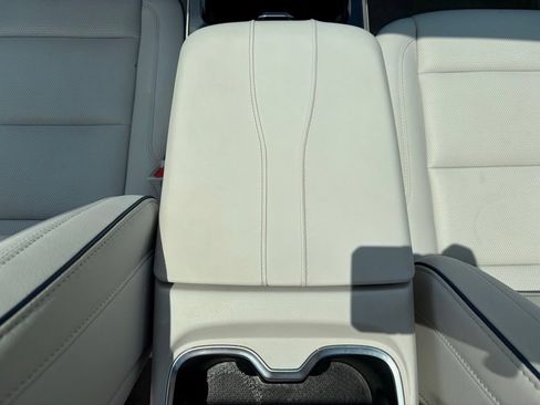Used 2026 Buick Enclave Avenir w/ Super Cruise Package FWD image 21