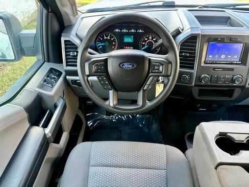 Used 2017 Ford F150 XLT image 33