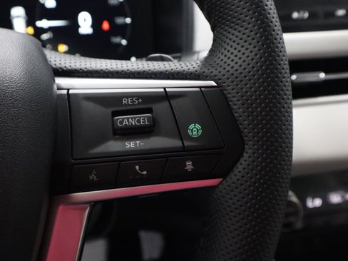 New 2025 Mitsubishi Outlander AWD image 23