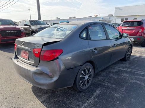 Used 2009 Hyundai Elantra GLS FWD image 4
