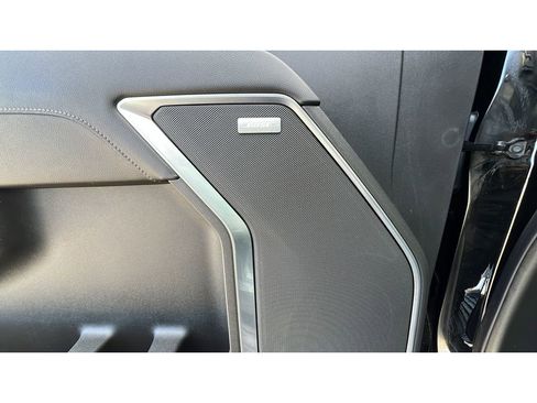 Certified 2022 Chevrolet Silverado 1500 LTZ w/ LTZ Premium Package image 27