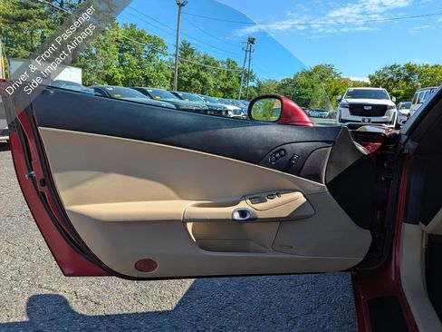 Used 2005 Chevrolet Corvette Coupe w/ Preferred Equipment Group RWD image 14