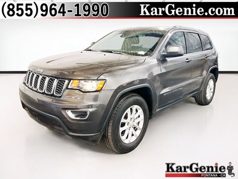 Used 2021 Jeep Grand Cherokee Laredo w/ Security & Convenience Group AWD/4WD image 1