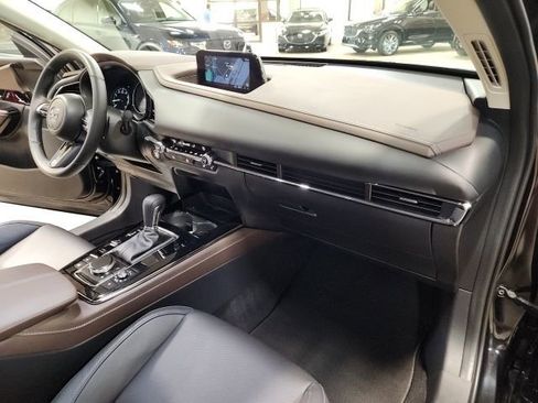 Used 2025 MAZDA CX-30 AWD 2.5 S w/ Premium Package image 33