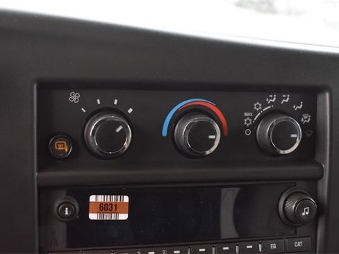 New 2025 Chevrolet Express 2500 Work Van image 22