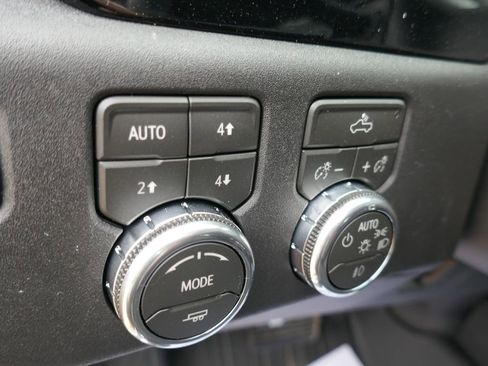 New 2026 GMC Sierra 2500 SLE w/ SLE Value Package; AWD/4WD image 19