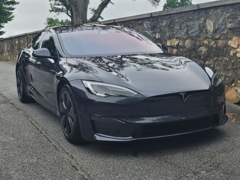 Used 2025 Tesla Model S AWD/4WD image 12