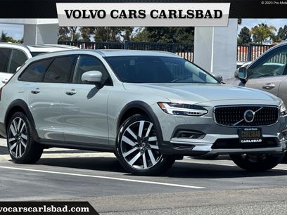 New 2025 Volvo V90 B6 Cross Country Ultra w/ Protection Package Premier