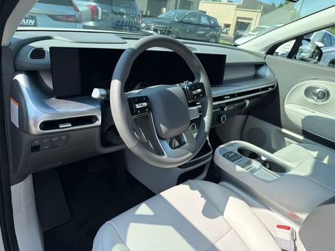 Certified 2026 Hyundai Ioniq 9 SEL AWD/4WD image 8