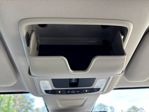 Used 2025 Honda CR-V EX-L image 31