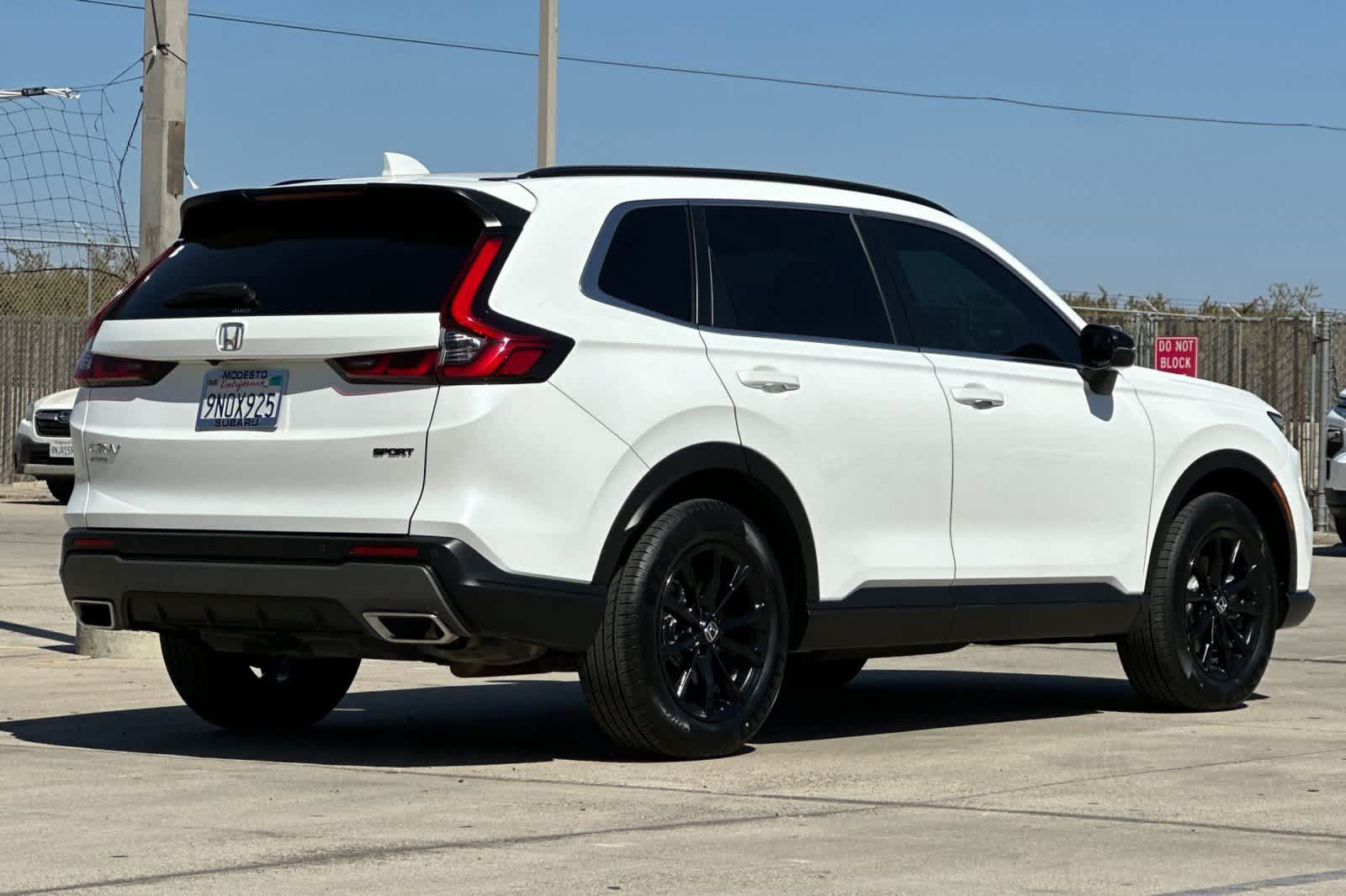 Used 2024 Honda CR-V Sport-L image 3