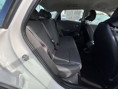 Used 2025 Kia K4 FWD image 38
