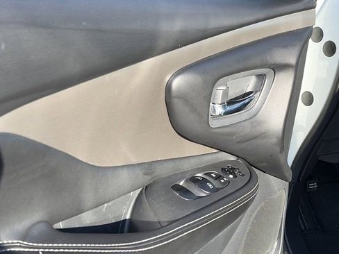 Used 2023 Nissan Murano SV image 26