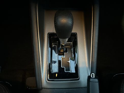 Used 2024 Mitsubishi Outlander Sport SE image 21