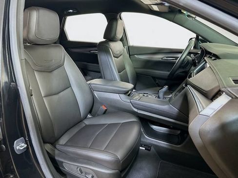 Used 2023 Cadillac XT5 Luxury FWD image 33