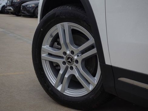 Certified 2022 Mercedes-Benz GLA 250 4MATIC image 3