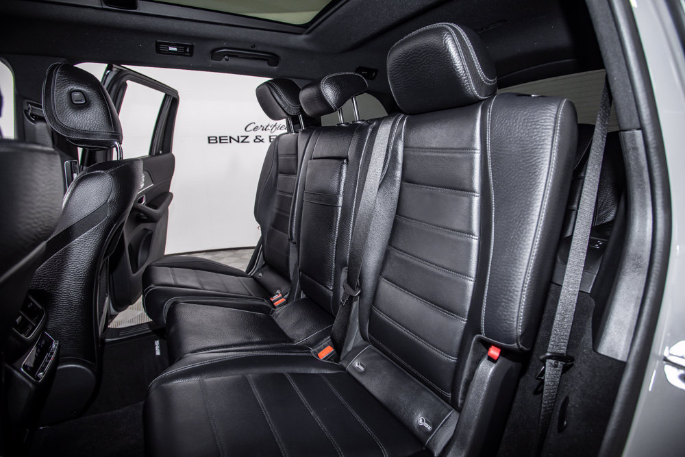 Used 2025 Mercedes-Benz GLS 580 4MATIC image 15