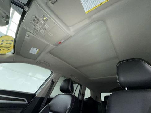 Used 2022 Volkswagen Atlas SE w/ Panoramic Sunroof Package AWD/4WD image 10