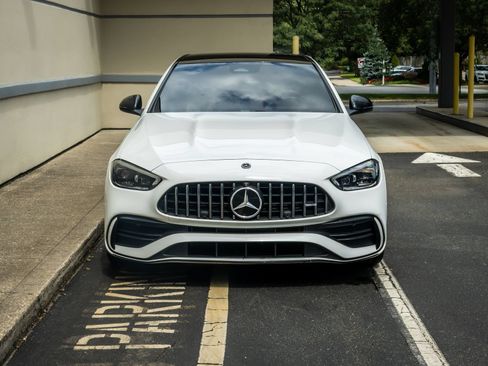 Used 2023 Mercedes-Benz C 43 AMG 4MATIC Sedan image 2