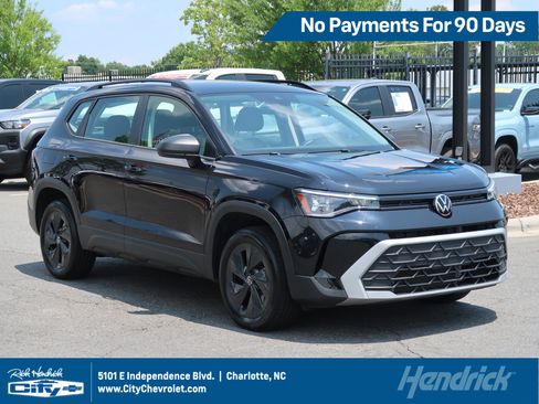Used 2025 Volkswagen Taos S FWD image 1