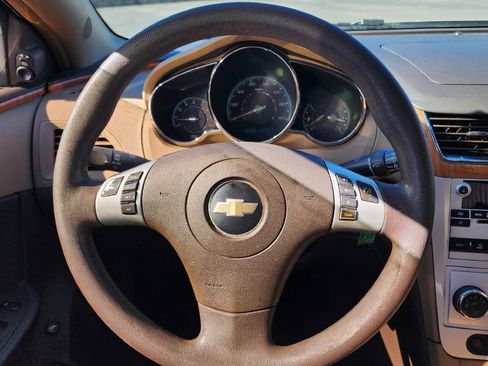 Used 2009 Chevrolet Malibu LT w/ Power Convenience Package image 9