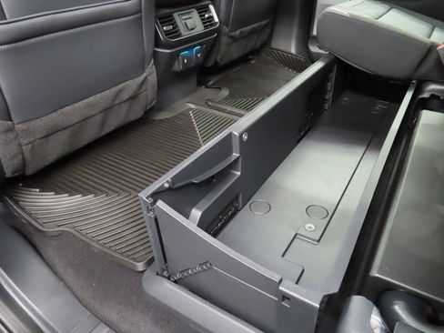 Used 2025 Ford F150 Raptor AWD/4WD image 74