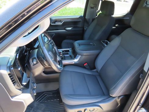 Used 2022 Chevrolet Silverado 1500 RST AWD/4WD image 24