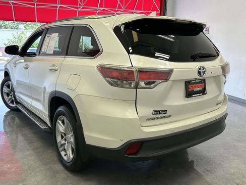 Used 2015 Toyota Highlander Limited AWD/4WD image 5