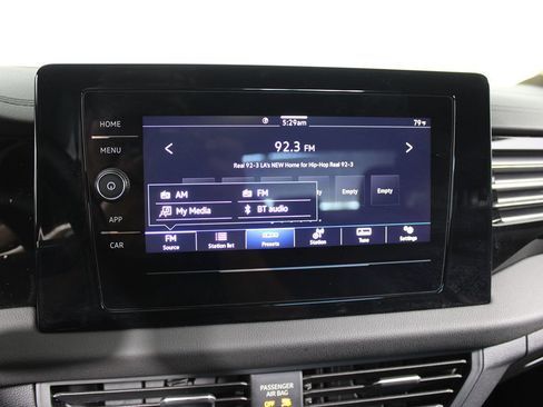 Used 2025 Volkswagen Jetta Sport FWD image 23