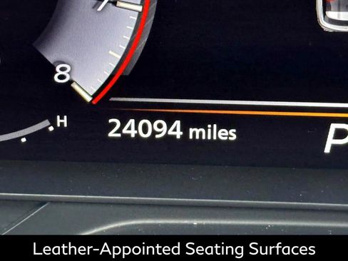 Used 2022 INFINITI QX60 Luxe w/ Cargo Package image 32