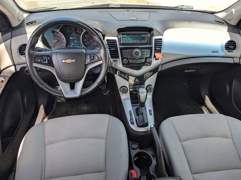 Used 2014 Chevrolet Cruze LT FWD image 27