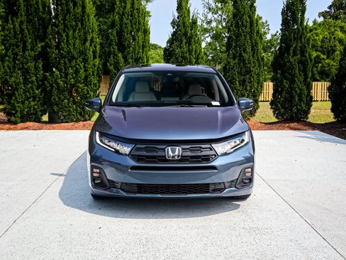 New 2026 Honda Odyssey EX-L image 3