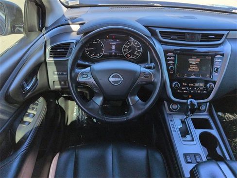 Used 2023 Nissan Murano SV image 16