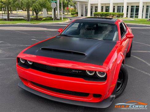 Used 2018 Dodge Challenger SRT Demon RWD image 6