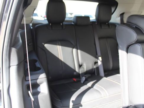 Certified 2025 MAZDA CX-90 3.3 Turbo w/ Select Package image 37