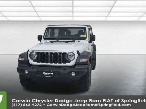 Certified 2025 Jeep Wrangler Sport image 4