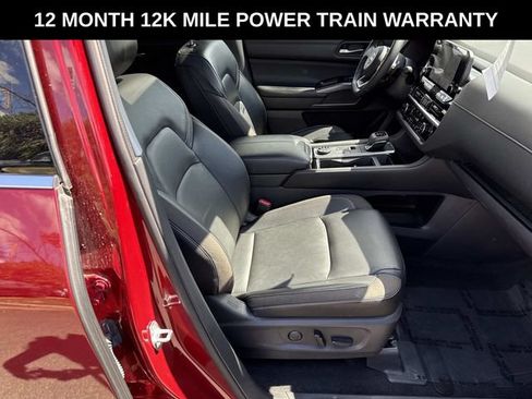 Used 2023 Nissan Pathfinder SL w/ SL Premium Package AWD/4WD image 9