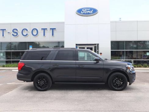 Used 2024 Ford Expedition Max XLT RWD image 18