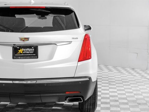 Used 2017 Cadillac XT5 FWD w/ LPO, Wheel Lock Package image 50