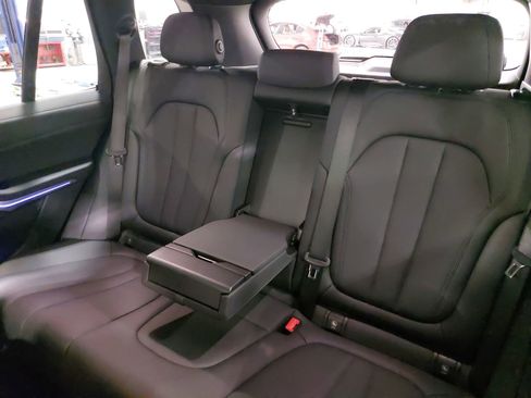 Used 2022 BMW X5 xDrive40i w/ Parking Assistance Package image 16