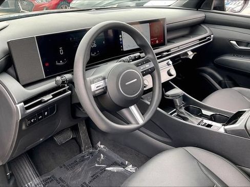 Certified 2026 Hyundai Santa Cruz SEL FWD image 15