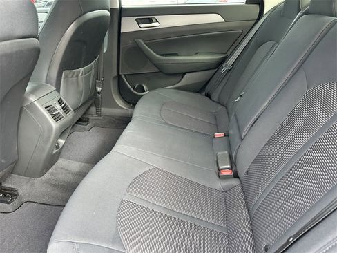 Used 2019 Hyundai Sonata SEL image 13