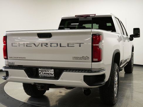 Certified 2024 Chevrolet Silverado 3500 High Country w/ High Country Premium Package AWD/4WD image 9