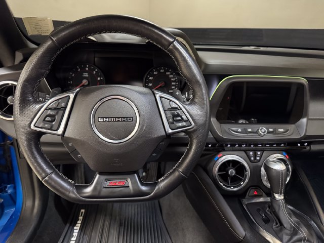 Used 2024 Chevrolet Camaro SS RWD image 9