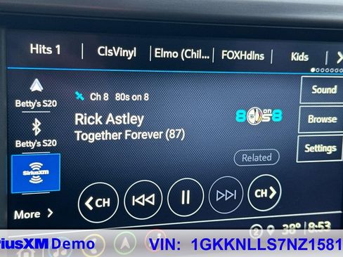 Used 2022 GMC Acadia AT4 w/ Technology Package image 59