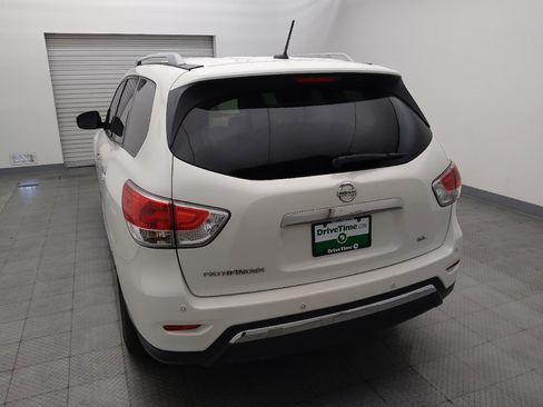 Used 2015 Nissan Pathfinder SL FWD image 6