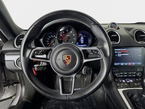 Used 2018 Porsche 718 Cayman image 12
