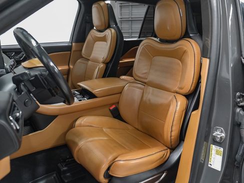 Used 2020 Lincoln Aviator Black Label Grand Touring w/ Class IV Trailer Tow Package image 29