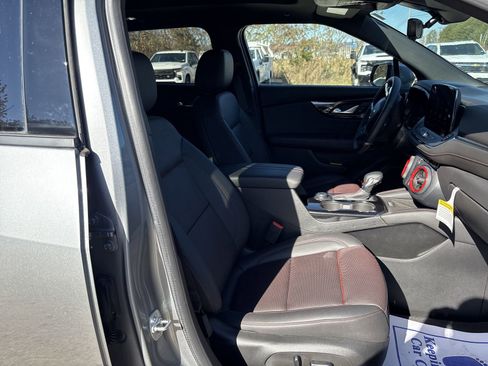 Used 2023 Chevrolet Blazer RS w/ Driver Confidence II Package image 27