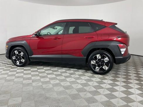 Used 2025 Hyundai Kona SEL FWD image 3